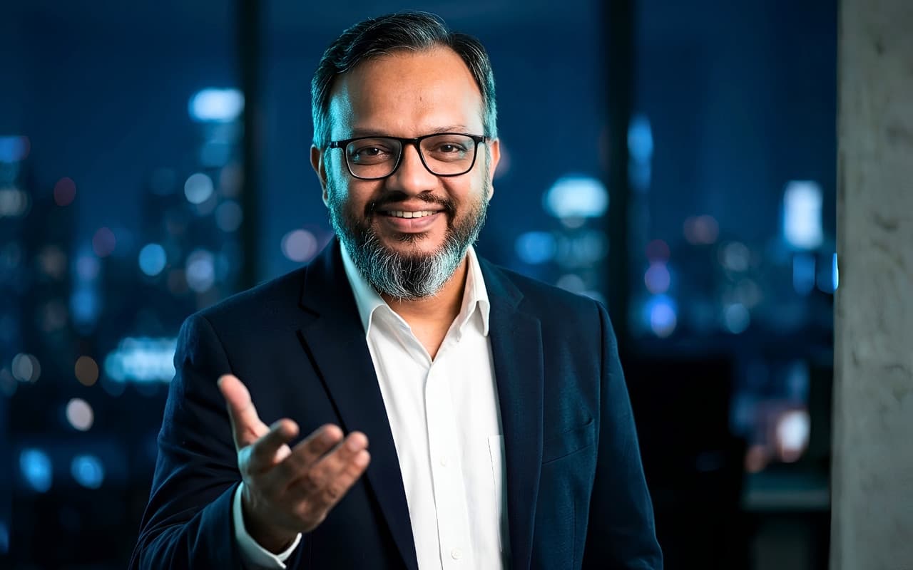 Mahmudul Hossain ready to discuss your next project